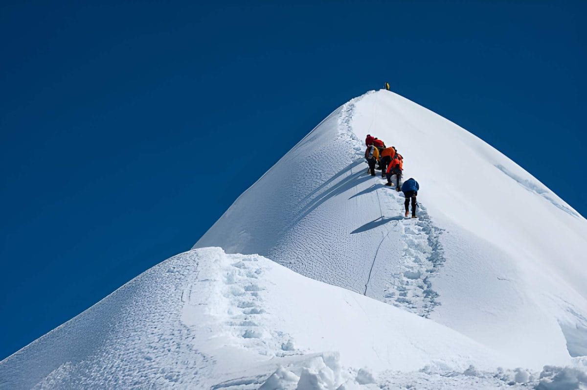 Image_of_Island_Peak_Climbing
